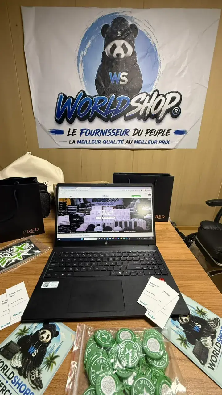 WORLD SHOP